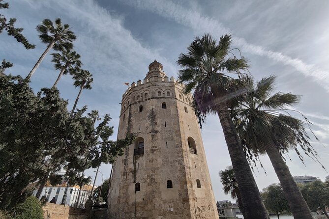 Seville Small-Group Monumental Highlights Walking Tour - Reading the Cathedral and Giralda from outside