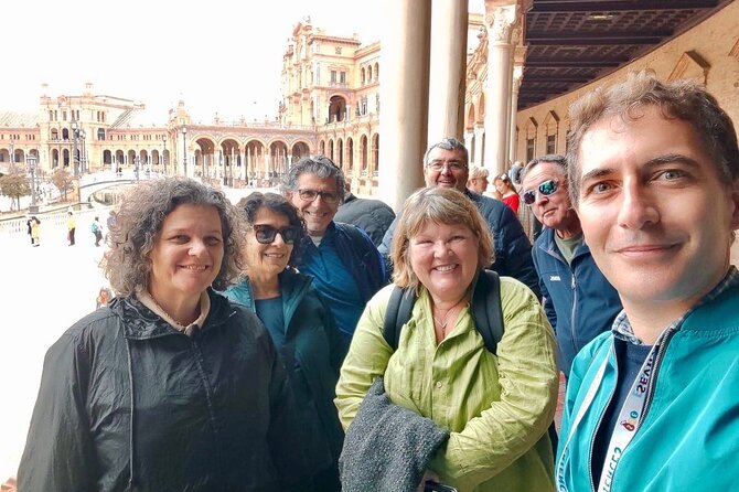 Seville Small-Group Monumental Highlights Walking Tour - Seville’s Atlantic trade and the Alcázar