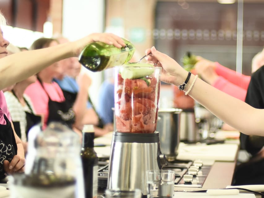 Seville: Spanish Cooking Class with Dinner - FAQ