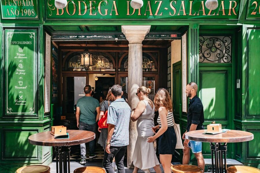 Seville: Tapas, Taverns and History Guided Walking Tour - How much food and drink do you get for $99?