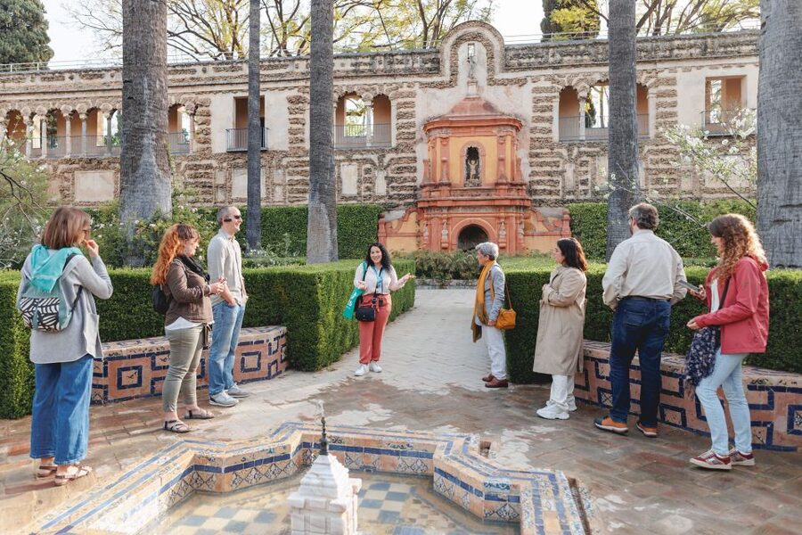 Seville: VIP Exclusive Early Access Tour of The Alcazar - Entering the Alcázar before the doors open