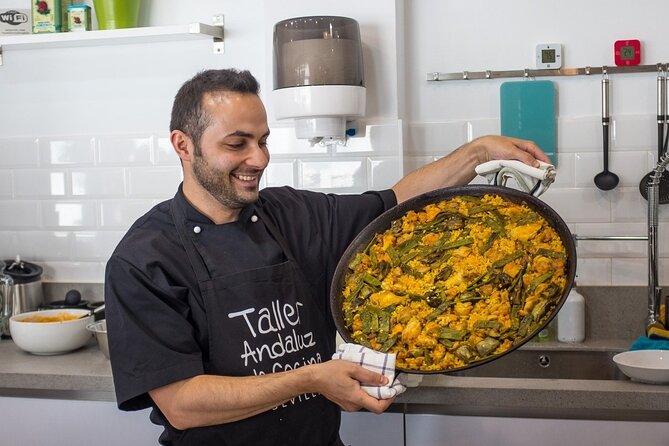 Spanish Cooking Class and Dinner in Seville - Making paella, with a chef in charge