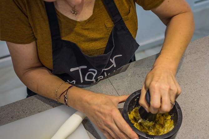 Spanish Cooking Class & Triana Market Tour in Sevilla - At a glance