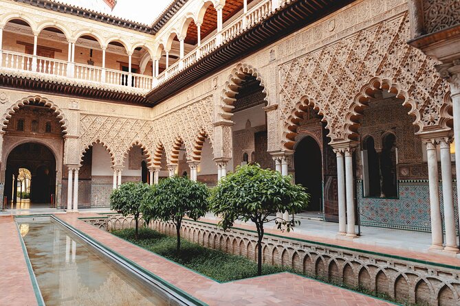 VIP Guided Seville Alcazar Pre-Opening, Cathedral & Old Town - Santa Cruz adds streets and local context
