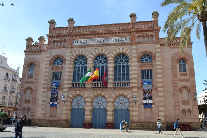 Walking Tour through Cádiz: Stories from the hand of a local guide - The Central Market adds useful local context