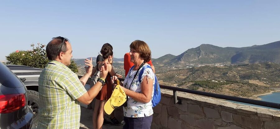 White Villages and Ronda Day Trip from Seville - FAQ