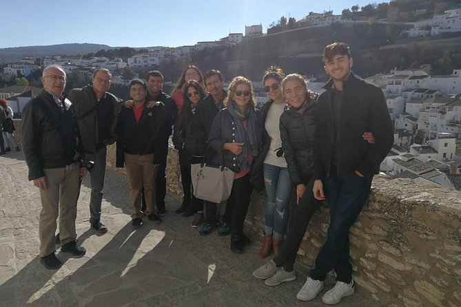 White Villages and Ronda Guided Day Tour from Seville - Zahara de la Sierra: steep lanes and valley views